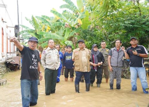 Tinjau Lokasi Banjir, Pj Bupati Luwu: Kita Buka Beberapa Posko