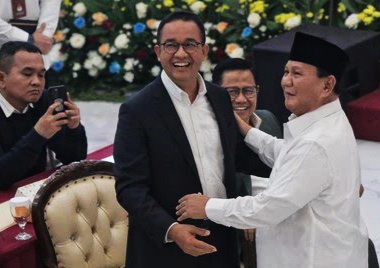 Hadir di KPU, Amin Beri Legitimasi Kemenangan Prabowo-Gibran