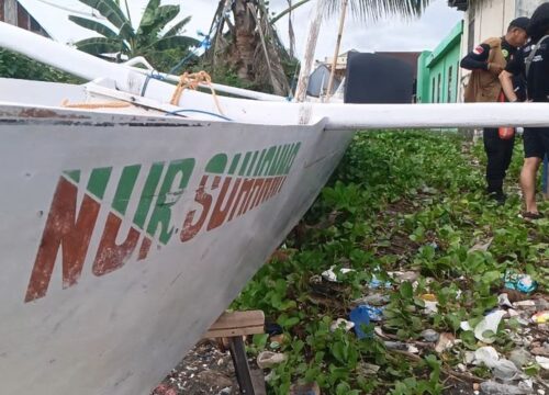 Pemancing Hilang di Perairan Barru, Tim SAR Temukan Perahu Katinting Korban Rusak