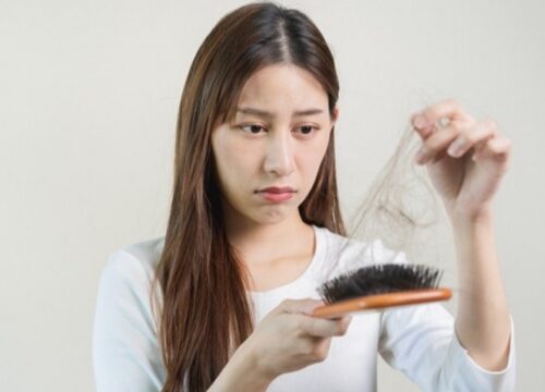 Mitos atau Fakta, Rambut Panjang Mudah Rontok?