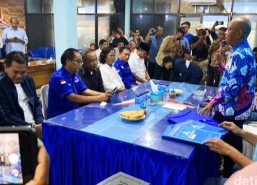 Demokrat Serahkan Surat Tugas untuk Pilkada Kabupaten/Kota di Sulsel, Ini Daftar Namanya