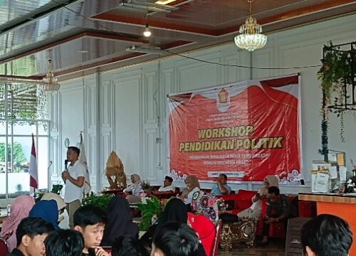 Gerindra Bone Dorong Generasi Muda Jadi Wirausaha Kreatif