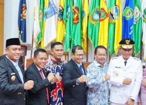 Ahli Pertanian, Prof Fadjry Djufry Kini Memimpin Sulawesi Selatan