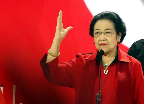 PDIP Tunjukkan Perlawanan, Kader Kepala Daerah Diminta Tunda Retret