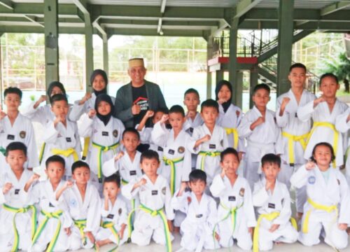 Lutfi Hanafi Sambangi Zafran, Atlet Taekwondo Peraih Emas yang Jadi Kebanggaan Pangkep