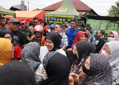 Aliyah Mustika Ilham Tinjau Korban Kebakaran, Dorong Solidaritas di Tengah Ujian