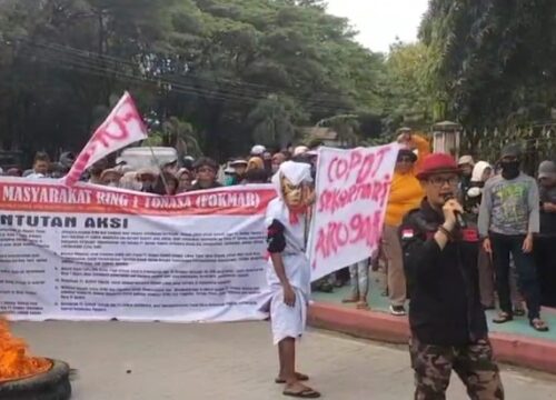 Kepung PT Semen Tonasa, Warga Pangkep Tuntut Rekrutmen Adil dan Perbaikan Infrastruktur