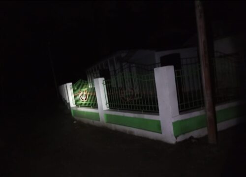 Listrik SuperSUN Masjid Tak Kunjung Terpasang, Kades Balo-Baloang Dituding Dahulukan Keluarga