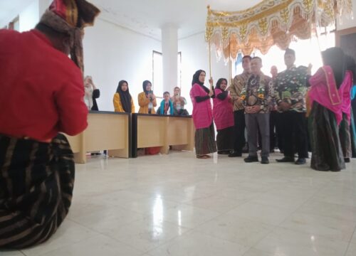 Kabar Baik! Guru Honorer yang Belum Sertifikasi Juga Dapat Insentif
