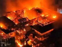 Makassar Berduka, Dua Gedung DPRD Dilalap Api, Empat Orang Tewas