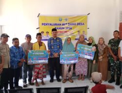 Jelang Lebaran, Pemerintah Desa Mattiro Bulu Salurkan BLT Dana Desa Tahap I