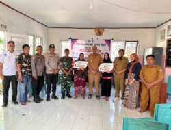 Jelang Idul Adha, Kepala Desa Mattiro Uleng Salurkan BLT Dana Desa